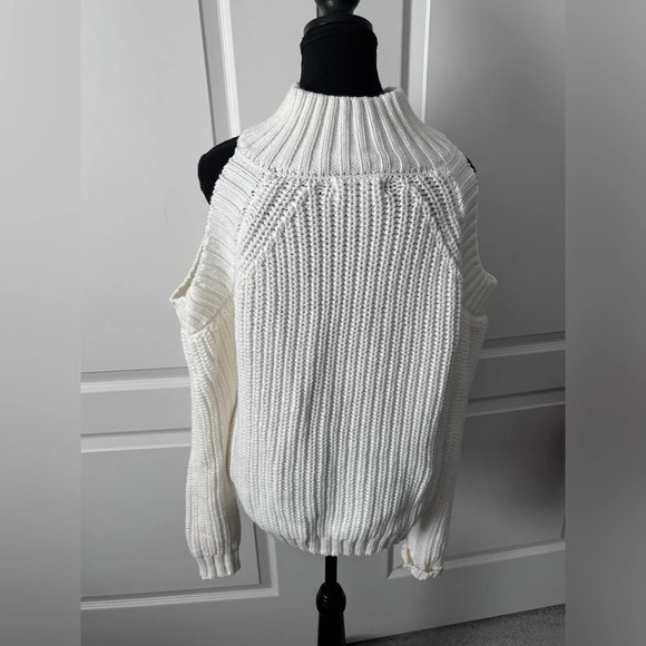 Choies  | 100% Acrylic Cold Shoulder Knit Sweater | Size XL - Picture 5 of 9